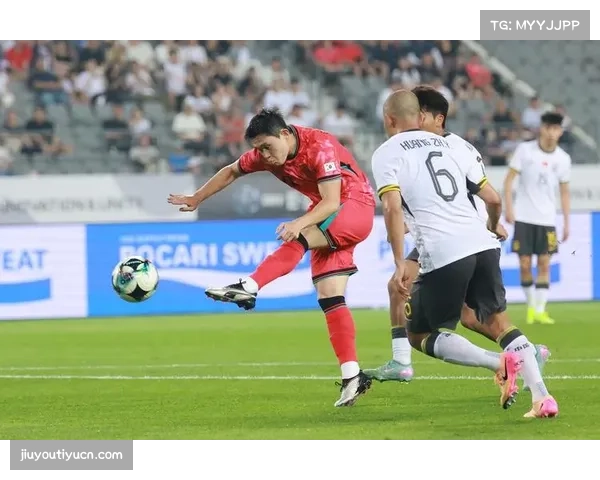 开球直接踢出边线战术出现频次暴增 源自巴黎创新